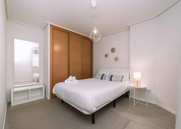 En El Corazon De Con Encanto By Vigo